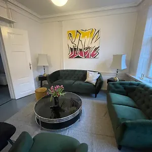 Cosy Penthouse In The Heart Of Apartment